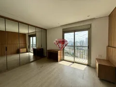 Apartamento com 3 Quartos para alugar, 233m² no Cidade Jardim, São Paulo - Foto 7
