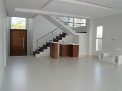 Casa de Condomínio com 4 Quartos à venda, 332m² no Loteamento Parque dos Alecrins , Campinas - Foto 2