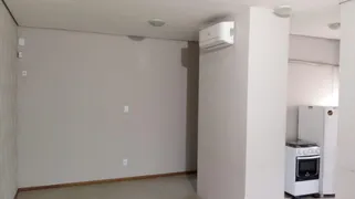 Kitnet com 1 Quarto para alugar, 28m² no Centro, Pelotas - Foto 7