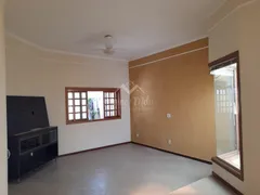 Casa com 3 Quartos para alugar, 130m² no Vila Sedenho, Araraquara - Foto 4