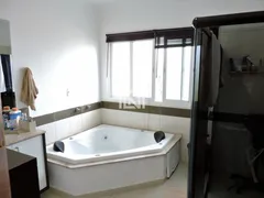 Casa de Condomínio com 4 Quartos à venda, 401m² no Granja Viana, Carapicuíba - Foto 18