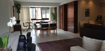 Apartamento com 3 Quartos para alugar, 212m² no Serra, Belo Horizonte - Foto 8