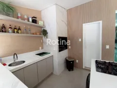 Casa de Condomínio com 2 Quartos para alugar, 344m² no Morada da Colina, Uberlândia - Foto 10