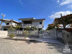Casa com 3 Quartos à venda, 338m² no Coloninha, Gaspar - Foto 2