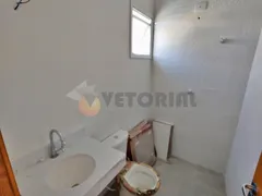 Casa de Condomínio com 2 Quartos à venda, 97m² no Jardim Capricornio, Caraguatatuba - Foto 21