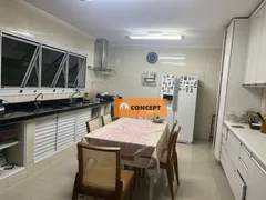 Sobrado com 4 Quartos à venda, 362m² no Vila Romanópolis, Ferraz de Vasconcelos - Foto 11