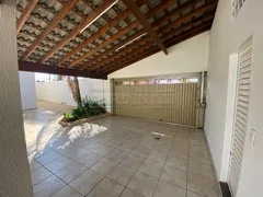 Casa com 3 Quartos para alugar, 250m² no Residencial Samambaia, São Carlos - Foto 39