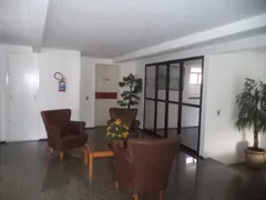 Apartamento com 2 Quartos para alugar, 59m² no Meireles, Fortaleza - Foto 2