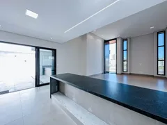 Casa de Condomínio com 3 Quartos à venda, 214m² no Morada da Colina, Uberlândia - Foto 7