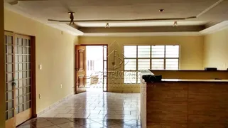 Casa com 3 Quartos à venda, 300m² no Parque das Laranjeiras, Sorocaba - Foto 1