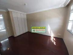 Casa com 7 Quartos para alugar, 370m² no Manoel Dias Branco, Fortaleza - Foto 11