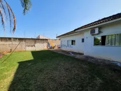 Casa com 3 Quartos à venda, 220m² no Vila Marumby, Maringá - Foto 10