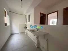 Apartamento com 2 Quartos para alugar, 60m² no Tribobó, São Gonçalo - Foto 9