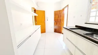 Casa com 3 Quartos à venda, 180m² no Jardim Burle Marx, Londrina - Foto 5