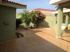 Casa com 4 Quartos à venda, 448m² no Parque Residencial Cidade Universitaria, Ribeirão Preto - Foto 2