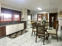 Casa com 4 Quartos à venda, 232m² no Centro, Carlos Barbosa - Foto 6