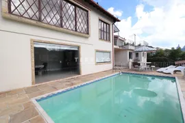 Casa com 3 Quartos à venda, 261m² no Varzea, Teresópolis - Foto 3