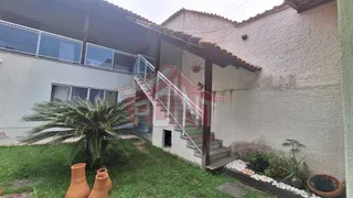 Casa com 3 Quartos à venda, 400m² no Maria Paula, São Gonçalo - Foto 4