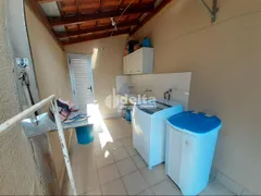 Apartamento com 3 Quartos à venda, 76m² no Umuarama, Uberlândia - Foto 17