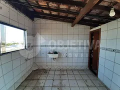 Casa com 3 Quartos para alugar, 200m² no Tibery, Uberlândia - Foto 16