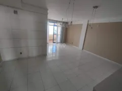 Apartamento com 3 Quartos para alugar, 127m² no Atalaia, Aracaju - Foto 4