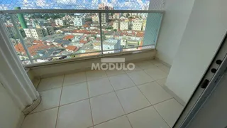 Apartamento com 3 Quartos para alugar, 90m² no Santa Mônica, Uberlândia - Foto 1