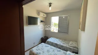 Apartamento com 3 Quartos para alugar, 90m² no Santa Mônica, Uberlândia - Foto 10