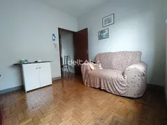 Casa com 4 Quartos à venda, 298m² no Floramar, Belo Horizonte - Foto 13