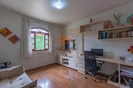 Casa com 3 Quartos à venda, 360m² no Ouro Preto, Belo Horizonte - Foto 15