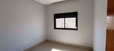 Casa de Condomínio com 3 Quartos à venda, 150m² no Terras Alpha Residencial 2, Senador Canedo - Foto 3