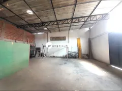 Galpão / Depósito / Armazém para alugar, 720m² no Cágado, Maracanaú - Foto 5