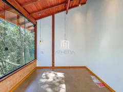 Casa de Condomínio com 3 Quartos à venda, 121m² no Granja Comary, Teresópolis - Foto 18