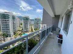 Apartamento com 2 Quartos para alugar, 67m² no Jacarepaguá, Rio de Janeiro - Foto 2