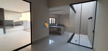 Casa com 3 Quartos à venda, 256m² no Cidade Alta, Maringá - Foto 28