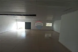Loja / Salão / Ponto Comercial para alugar, 300m² no São Benedito, Uberaba - Foto 9