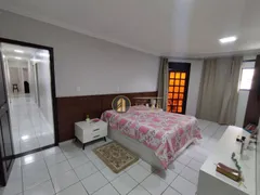 Casa com 4 Quartos à venda, 262m² no Santos Reis, Parnamirim - Foto 17