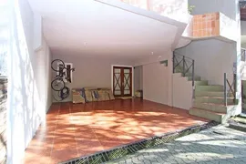 Casa com 3 Quartos à venda, 365m² no Jardim Isabel, Porto Alegre - Foto 2