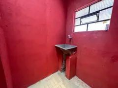 Casa com 2 Quartos para alugar, 107m² no Jardim Josane, Sorocaba - Foto 12