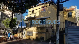 Casa Comercial com 4 Quartos para venda ou aluguel, 375m² no Barra, Salvador - Foto 1