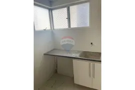 Apartamento com 3 Quartos para alugar, 63m² no Campo Grande, Recife - Foto 5