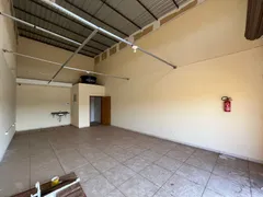 Galpão / Depósito / Armazém para alugar, 60m² no Industrias Leves, Londrina - Foto 3
