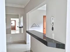 Casa com 3 Quartos para alugar, 151m² no Residencial Terras do Barão, Campinas - Foto 2