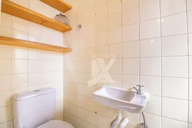 Apartamento com 3 Quartos para alugar, 116m² no Água Verde, Curitiba - Foto 21