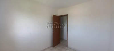 Apartamento com 3 Quartos para alugar, 71m² no Conjunto Residencial Itamaraty, Londrina - Foto 10