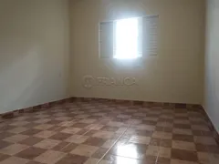 Casa com 2 Quartos à venda, 113m² no Jardim Bela Vista, Jacareí - Foto 8