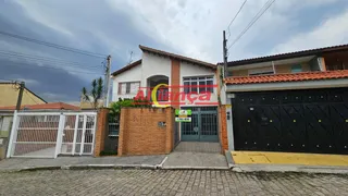 Casa com 3 Quartos à venda, 257m² no Vila Galvão, Guarulhos - Foto 1