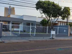 Loja / Salão / Ponto Comercial para alugar, 350m² no Jardim Tatiani, Londrina - Foto 1