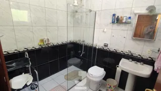 Casa com 3 Quartos à venda, 270m² no Jardim Aruã, Campinas - Foto 17