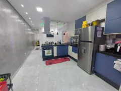 Casa com 4 Quartos à venda, 250m² no Jardim Bela Vista, Guarulhos - Foto 2