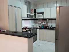 Casa com 5 Quartos à venda, 261m² no Santa Mônica, Uberlândia - Foto 4